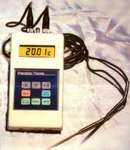 携帯型精密抵抗温度計／M323S-2001